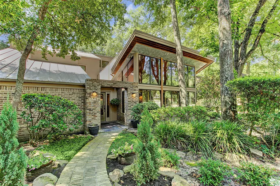 2607 Crossvine CIR, The Woodlands, TX 77380