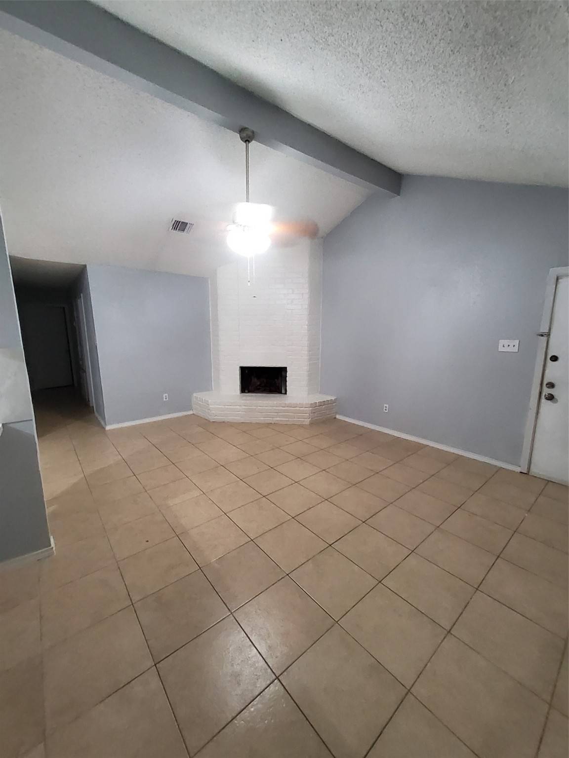 10151 Inwood Hollow LN, Houston, TX 77088