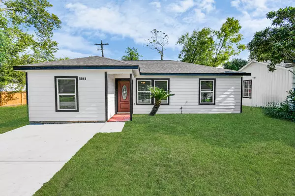 Houston, TX 77033,5041 Southwind ST