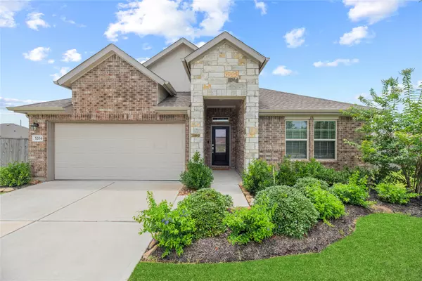 5204 Rushing Brook LN, Rosenberg, TX 77469