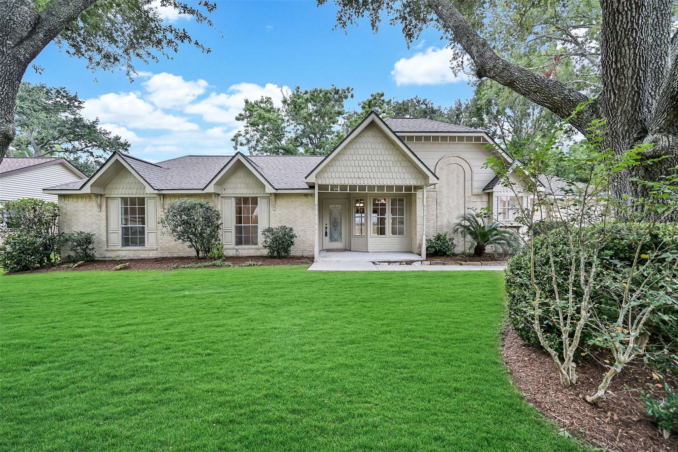 Friendswood, TX 77546,812 Sandringham DR