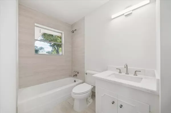 Houston, TX 77063,9623 Judalon LN