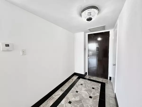 Houston, TX 77002,2016 Main ST #1101