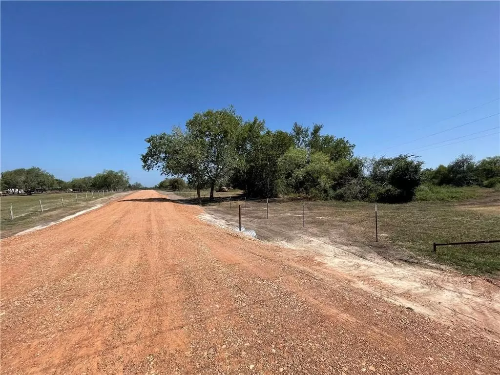 Victoria, TX 77905,1471 Fm 446