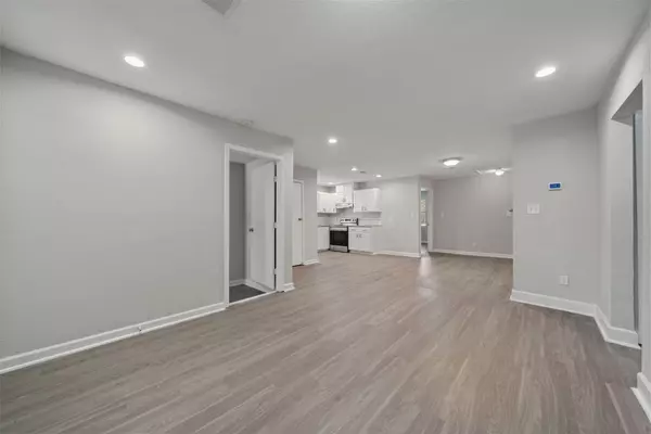 Houston, TX 77033,5313 Doolittle BLVD