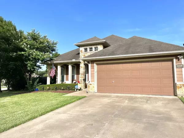 Brenham, TX 77833,2208 Springwood DR