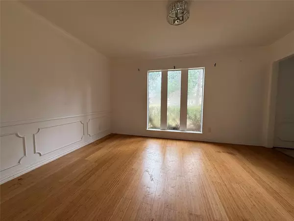 Houston, TX 77090,1123 Suwanee LN