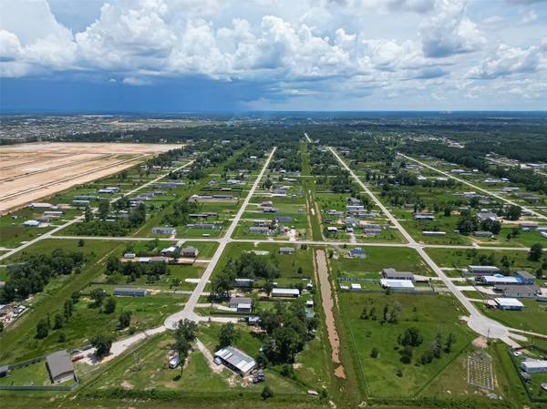 9213 County Road 5914 18, Cleveland, TX 77327