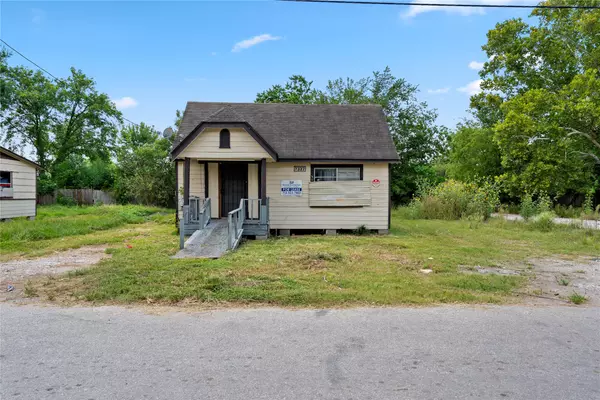 Houston, TX 77088,7337 Parkes ST