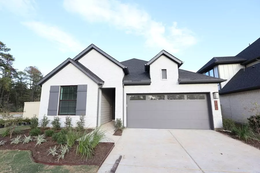 303 Prairie Warbler ST, Magnolia, TX 77354