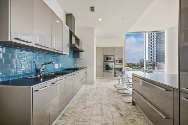 Houston, TX 77098,2727 Kirby DR #9B