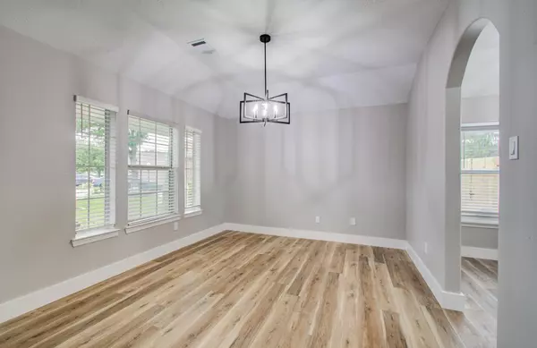 Baytown, TX 77523,8235 Sugar Cane DR