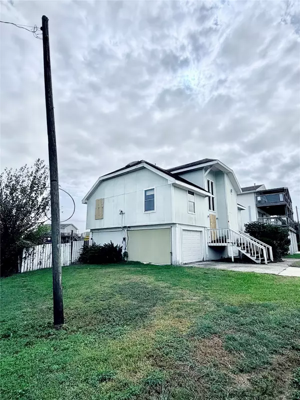 Dickinson, TX 77539,4436 Scenic DR