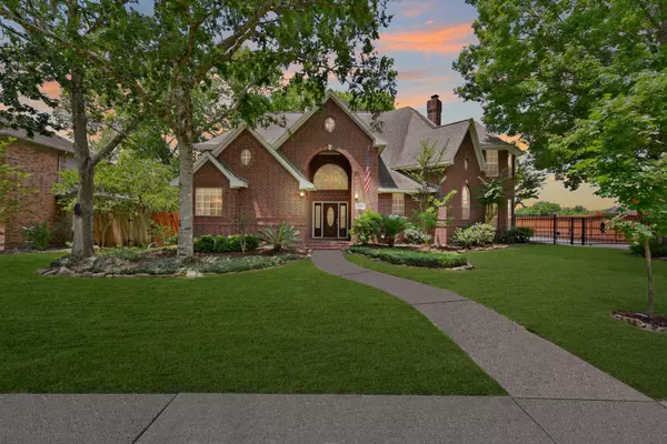 1202 Arbre LN,  Friendswood,  TX 77546