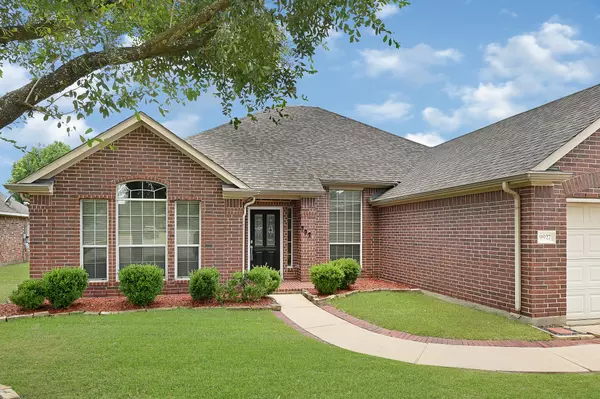 Houston, TX 77095,9927 Barr Lake DR