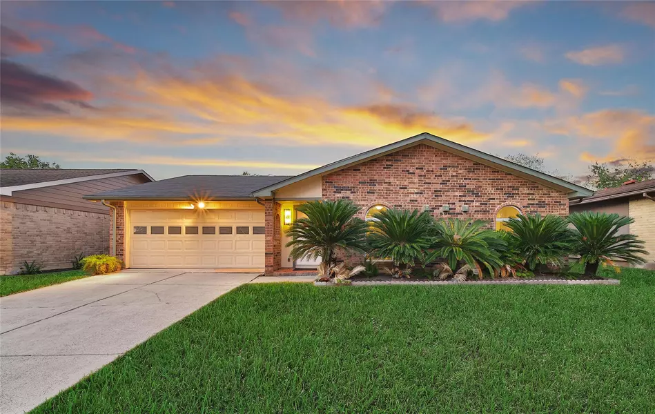 16810 Clan Macgregor DR, Houston, TX 77084