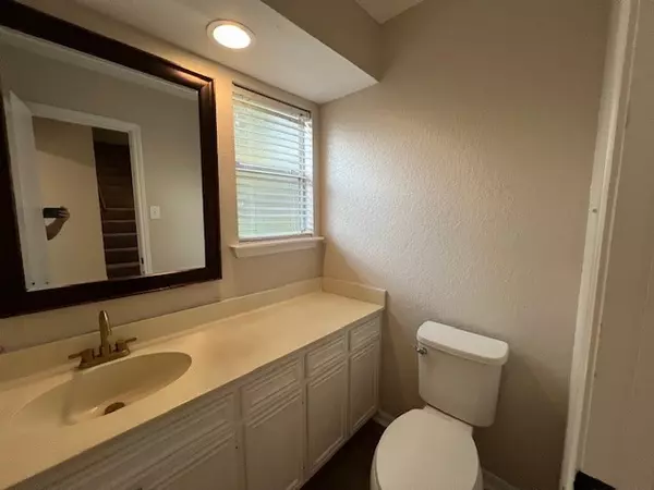 Lake Jackson, TX 77566,223 Wedgewood ST