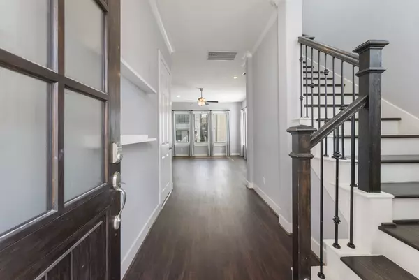 Houston, TX 77008,1512 Hatcher Spring LN