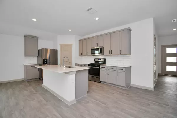 Baytown, TX 77523,14515 Rain Tree DR