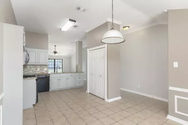 Pasadena, TX 77505,6219 Ray DR