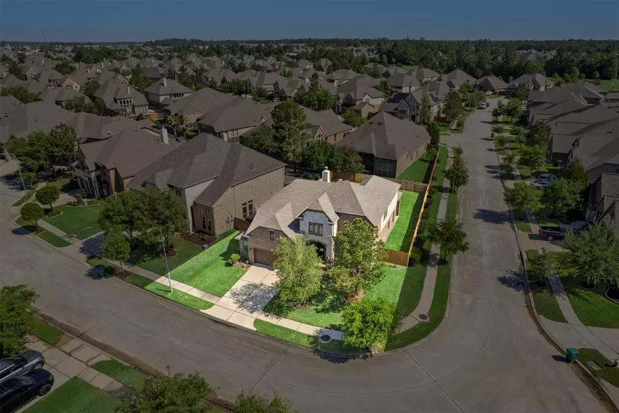 1715 Laremont Bend DR, Spring, TX 77386