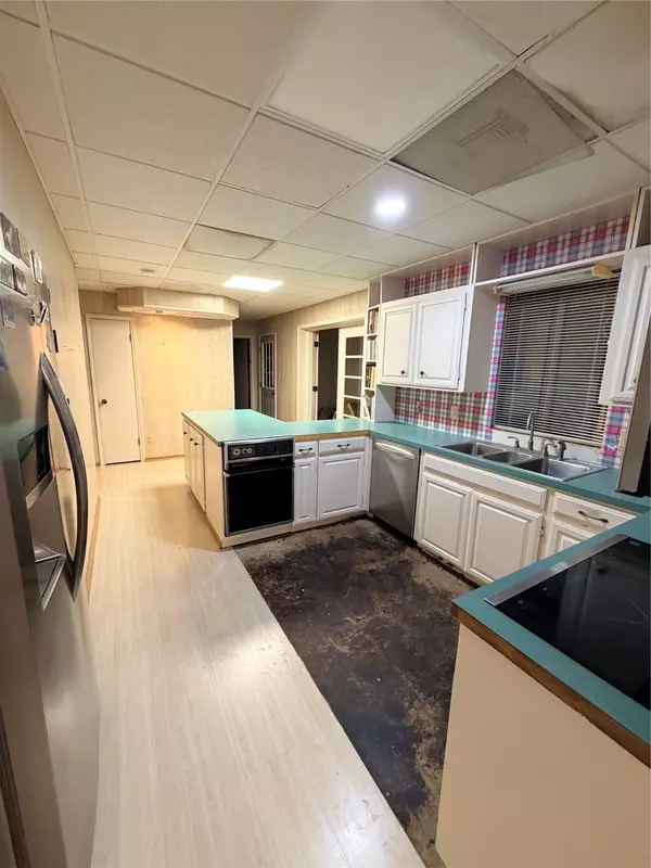 Lake Jackson, TX 77566,205 Narcissus ST