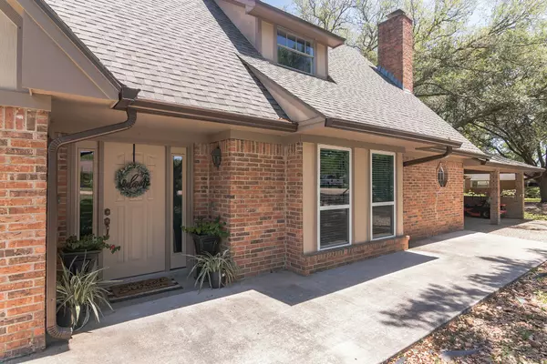 Eagle Lake, TX 77434,118 Laughlin RD