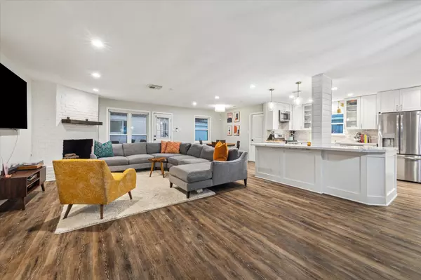 Houston, TX 77096,9710 Bob White DR