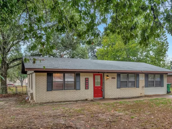 Grapeland, TX 75844,506 Duhon DR