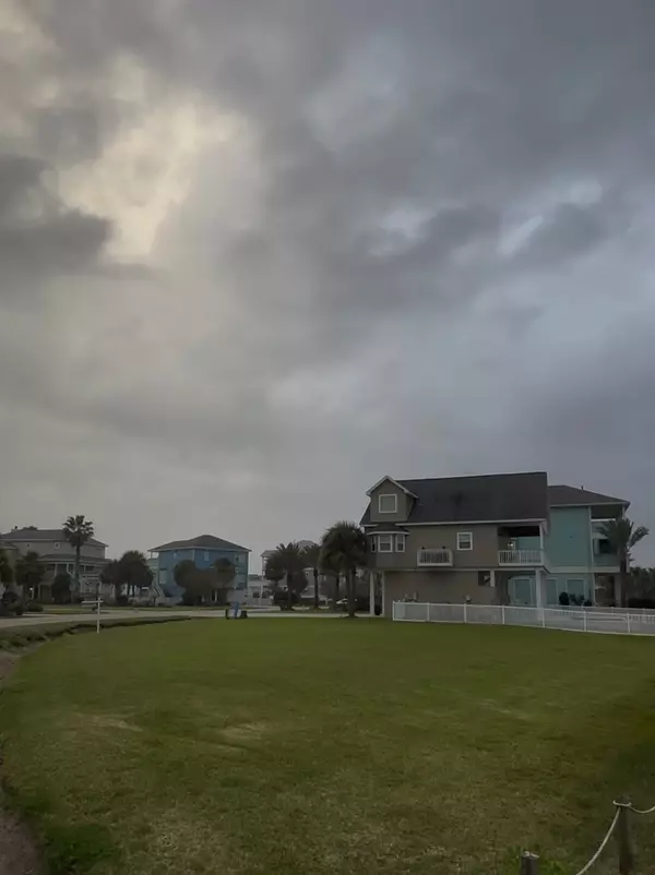 Galveston, TX 77554,13740 Windlass Circle