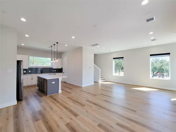 Houston, TX 77009,905 Quitman ST #C