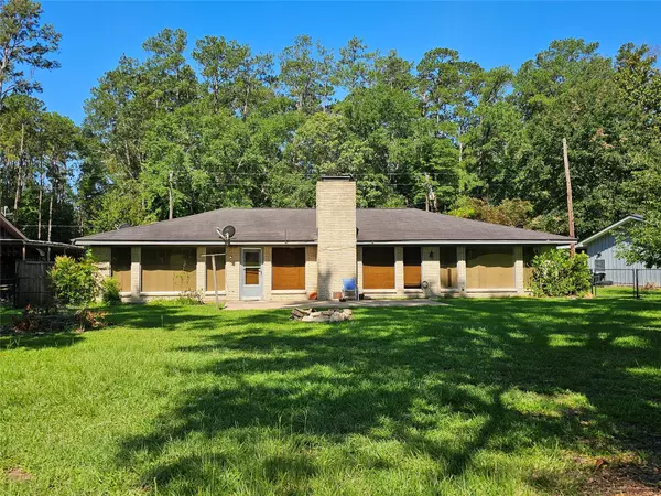 Village Mills, TX 77663,900 Magnolia DR