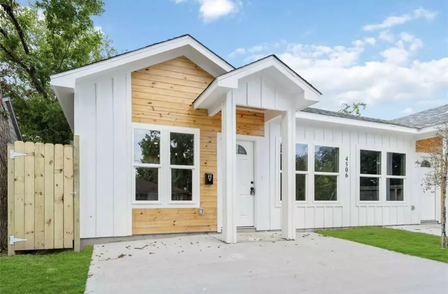 4506 Phlox ST #A, Houston, TX 77051