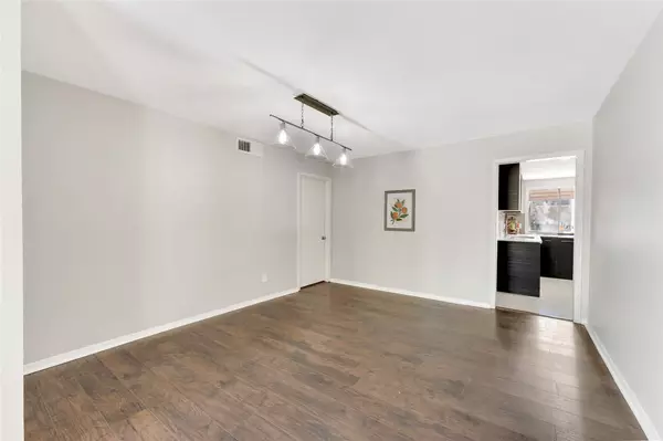 Houston, TX 77057,643 S Ripple Creek DR