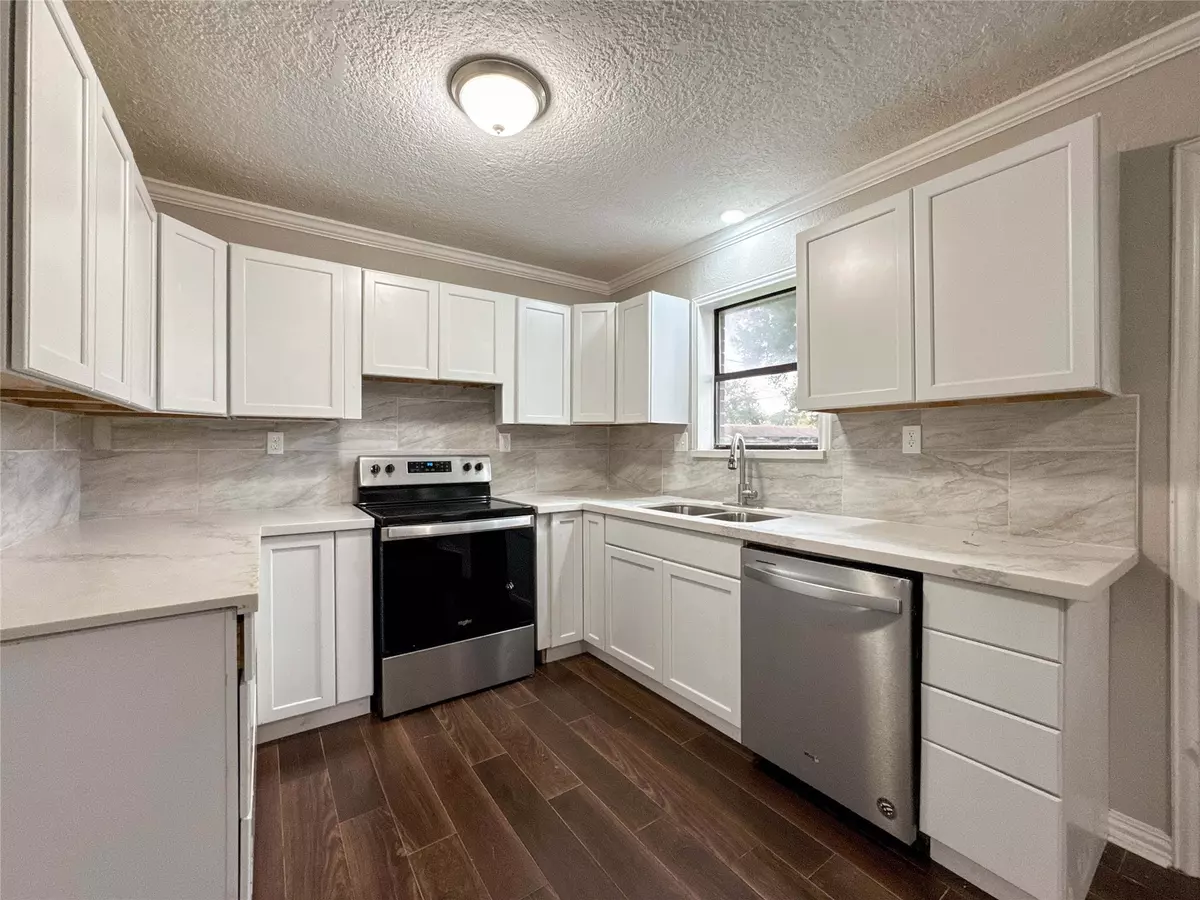 Danbury, TX 77534,1706 Avenue A