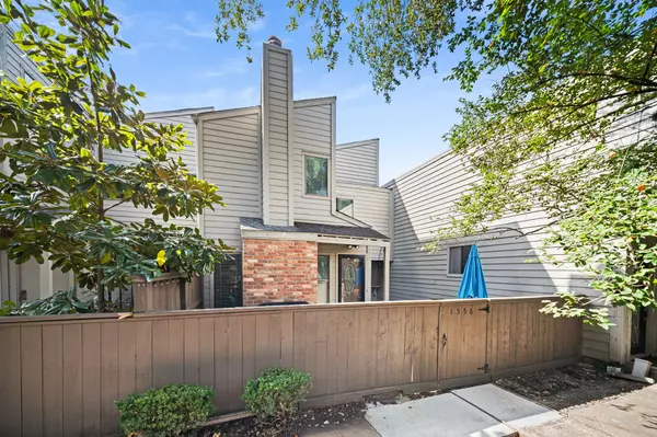 1556 Prairie Grove DR, Houston, TX 77077