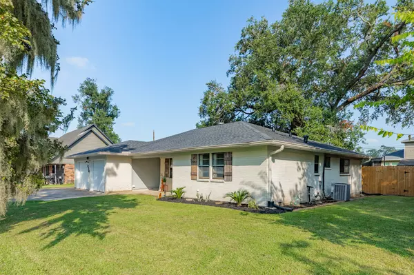 Richwood, TX 77531,326 N Yaupon ST