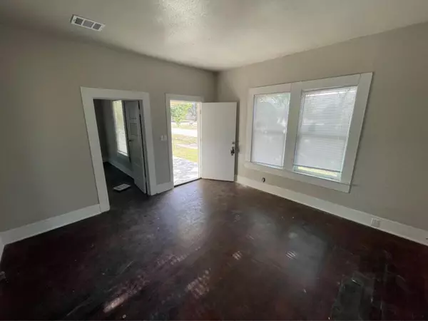 Port Arthur, TX 77640,724 Orange AVE