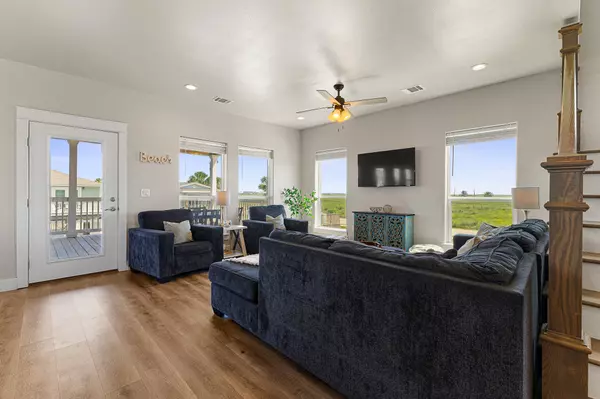 Jamaica Beach, TX 77554,16717 Kingston WAY