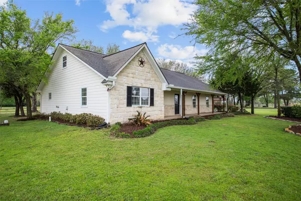 Madisonville, TX 77864,1940 Derby LN