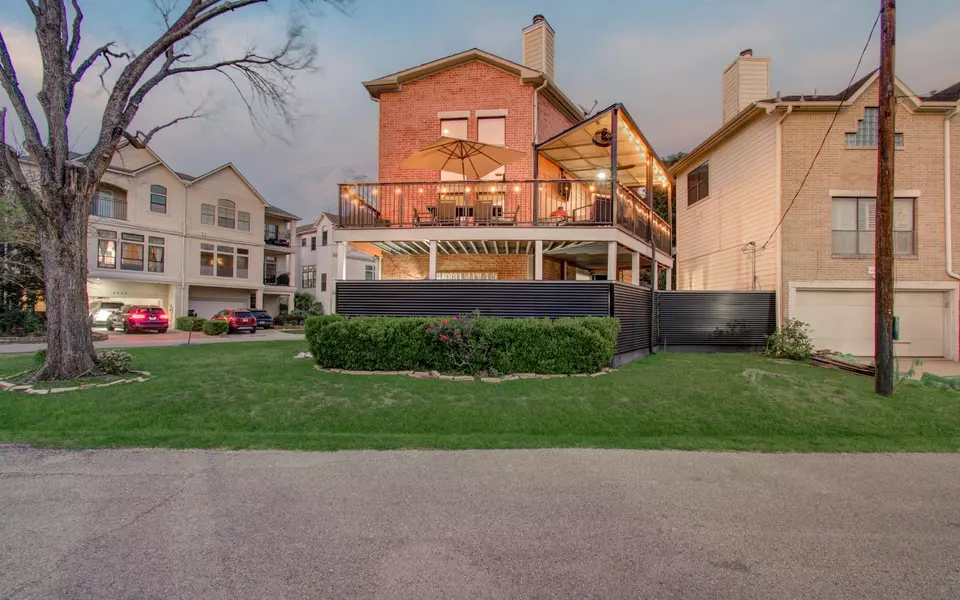 6205 Dell ST, Houston, TX 77007