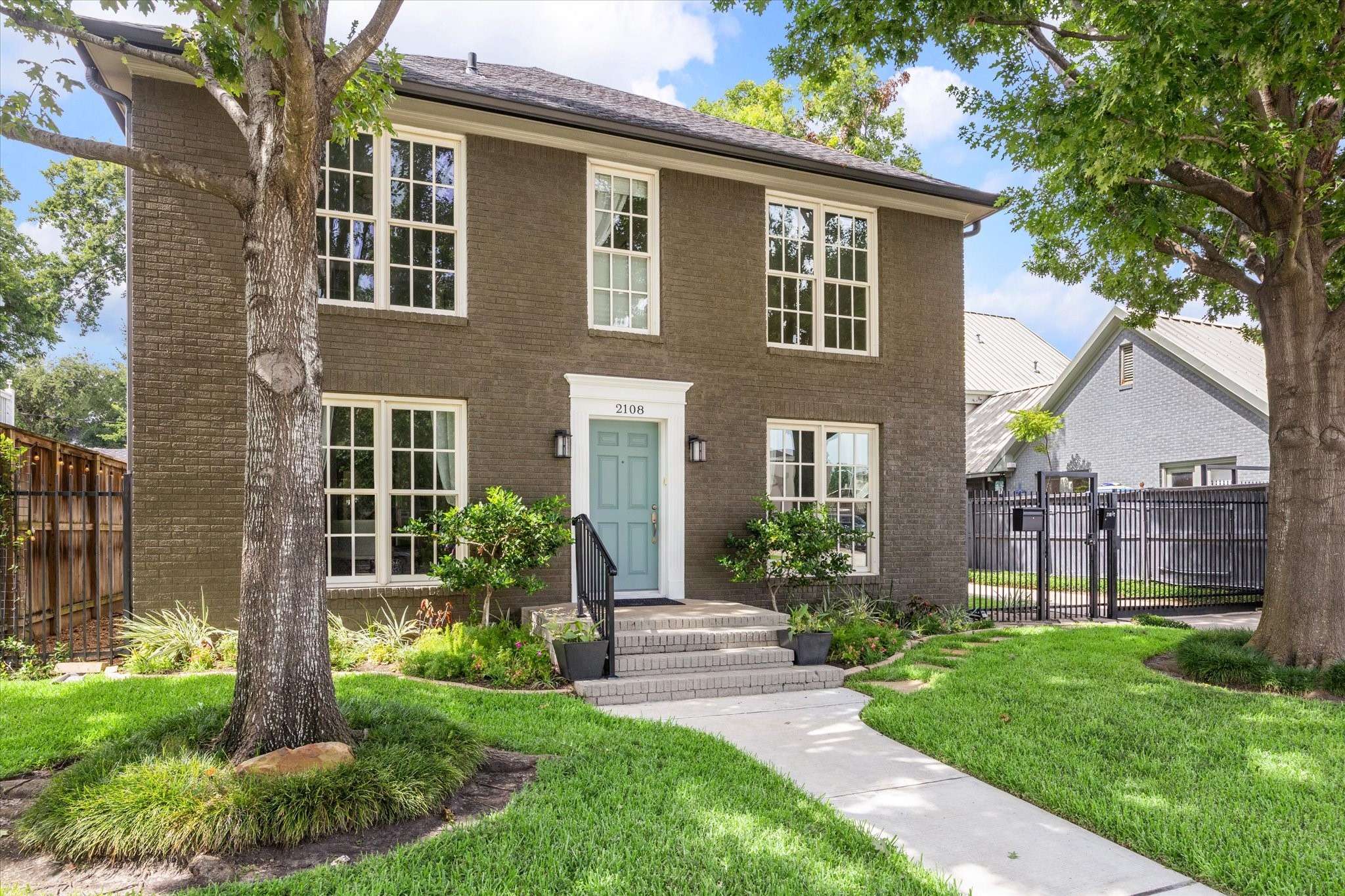 Houston, TX 77098,2108 Branard ST