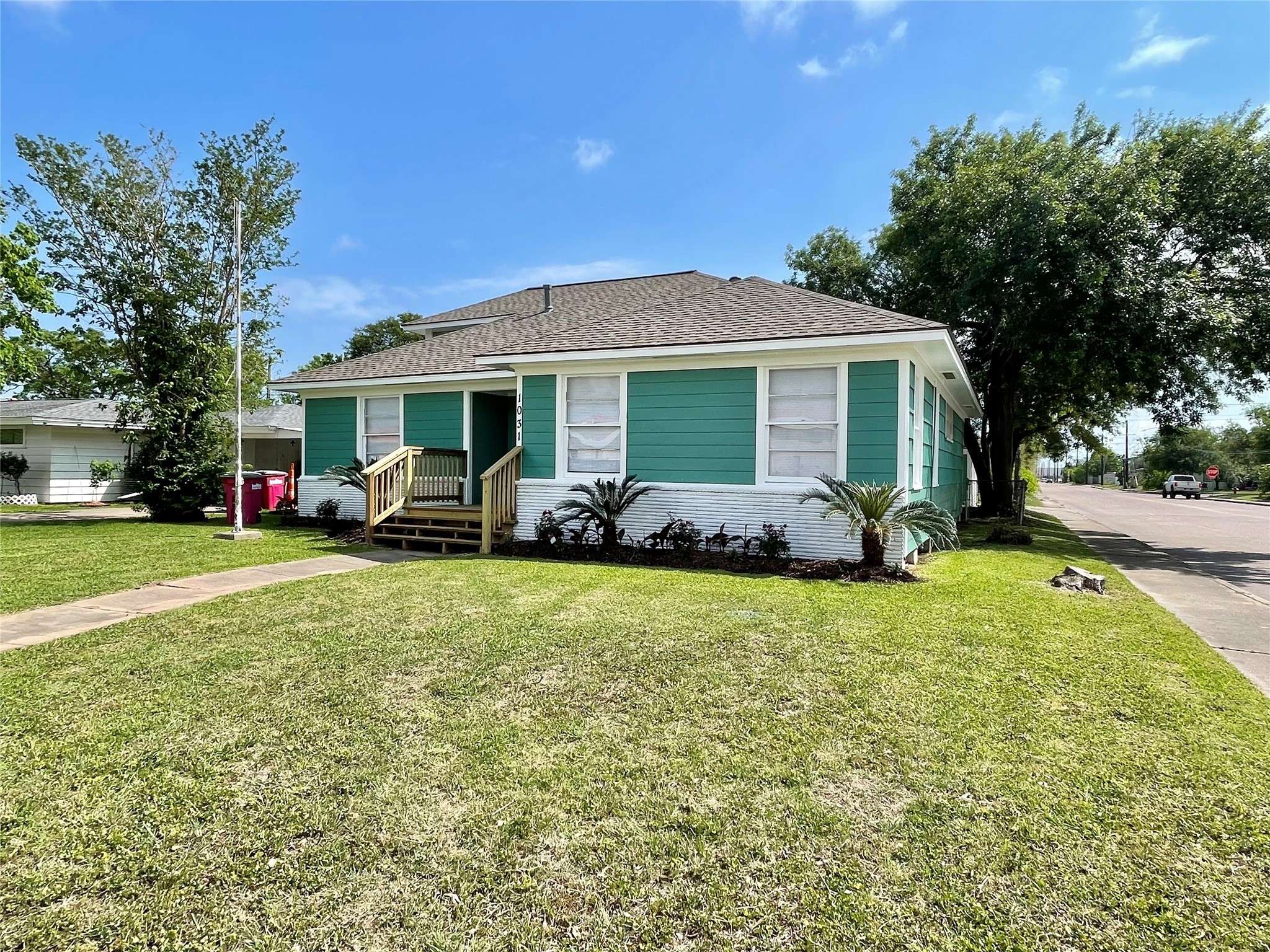 Freeport, TX 77541,1031 W 7th ST
