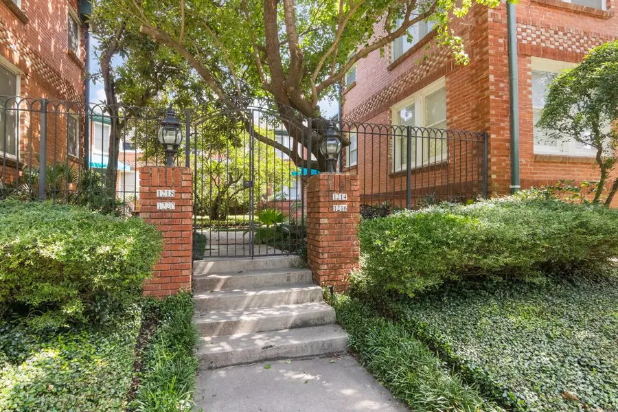 1214 Bartlett ST #17, Houston, TX 77006