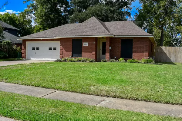 Lake Jackson, TX 77566,59 N Bachelor Button Street