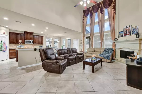 1926 Sequoia Trail LN, Richmond, TX 77469