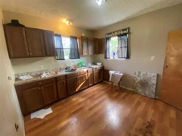 Highlands, TX 77562,8926 Courtney DR