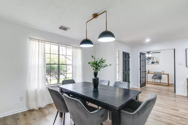 Friendswood, TX 77546,4935 Shady Oaks LN