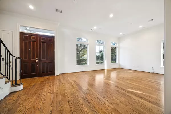 Sugar Land, TX 77478,1126 Lake Pointe Pkwy