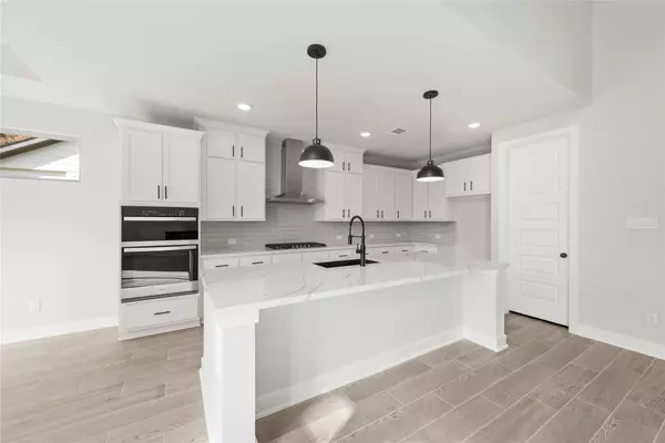 Willis, TX 77318,268 Warbler Song DR